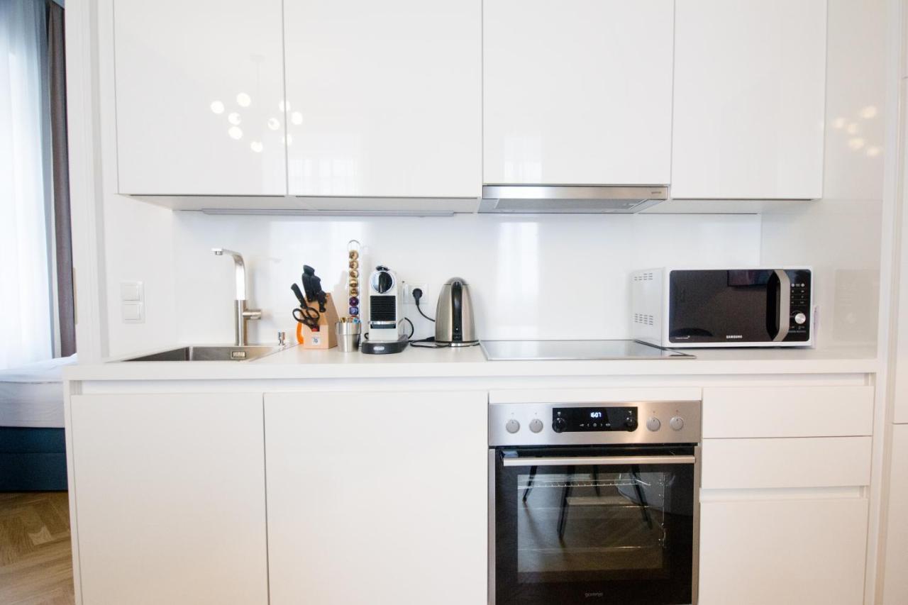 Studio Apartments Opera - Mai'S Apartments فيينا المظهر الخارجي الصورة