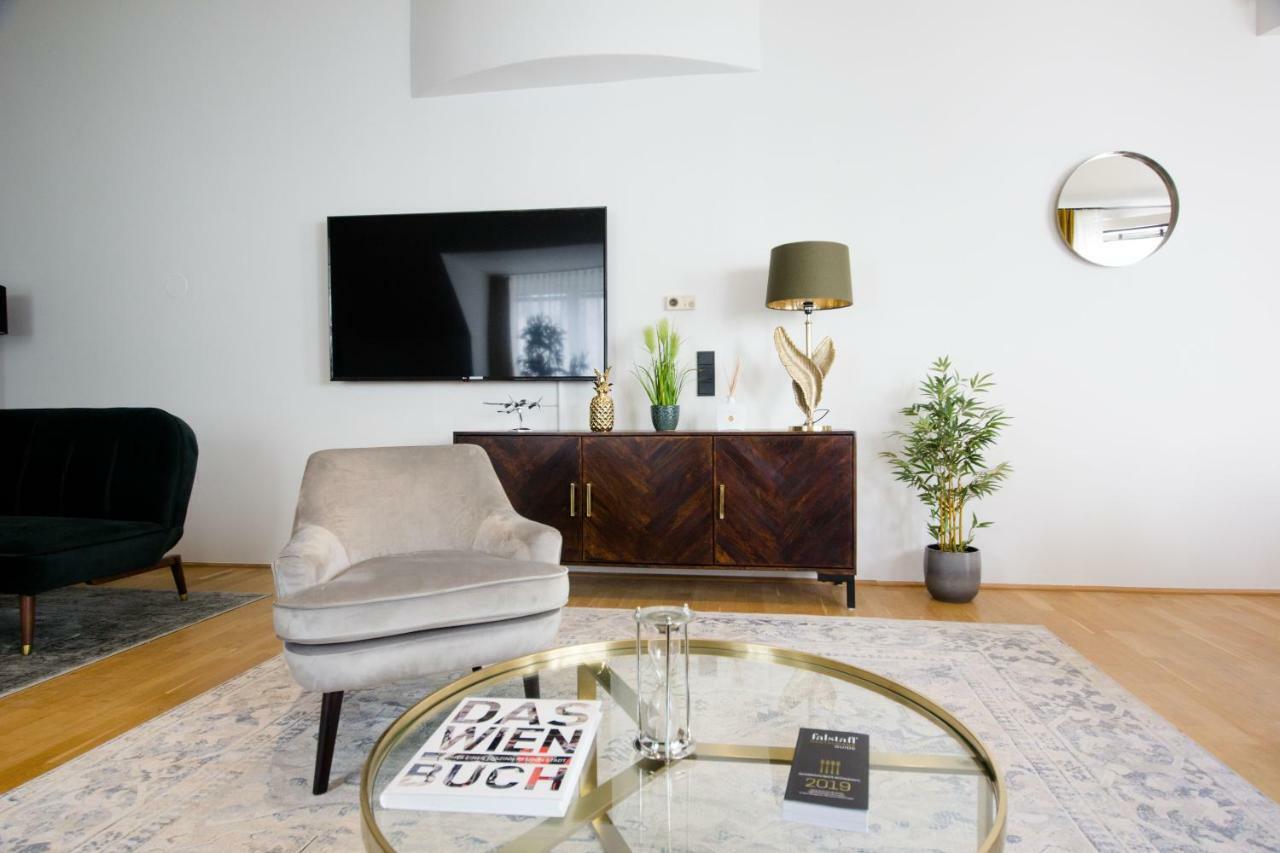Studio Apartments Opera - Mai'S Apartments فيينا المظهر الخارجي الصورة
