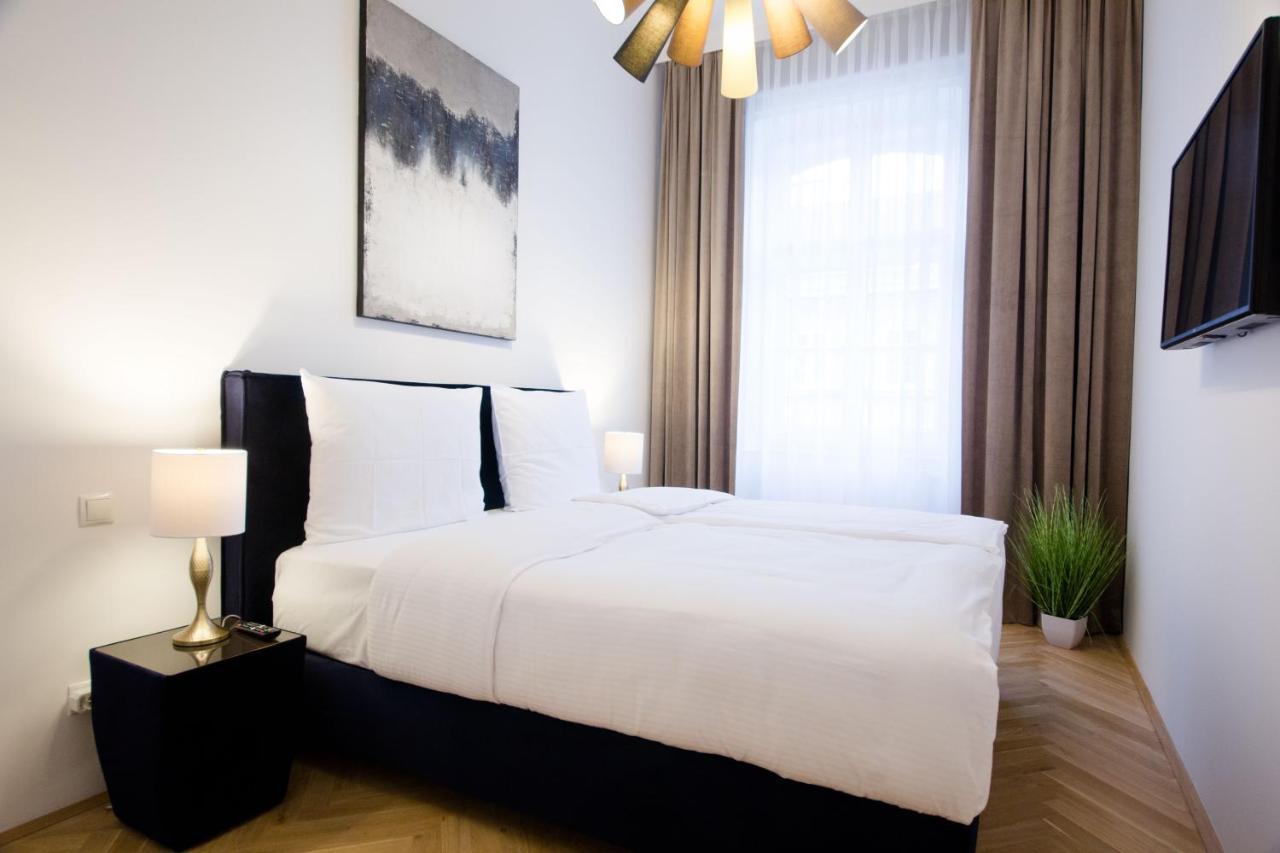 Studio Apartments Opera - Mai'S Apartments فيينا المظهر الخارجي الصورة